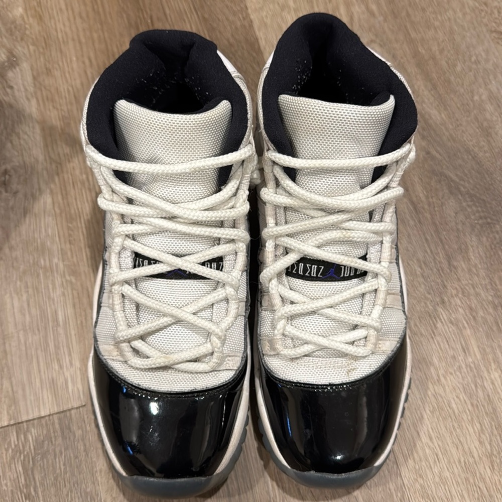 Air Jordan 11 Retro Concorde